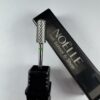 ⁦VelvetPro קרחת

ראש שיוף קראבייד קרחת דק ועגול, רמת גסות Coarse – סימון ירוק 💚

ראש שיוף קראבייד ברמת גסות Coarse עם חיתוכי לייזר מדויקים, המבטיח עבודה מהירה וחלקה במיוחד. ראש ייחודי המאפשר הגעה קלה ויעילה לצידי הציפורן בהסרת חומר, כולל חומרים קשים. אידיאלי להחלקת חומר בצורה מושלמת, מתאים להסרת חומרים עמידים כמו אקריל, ג’ל ופוליג’ל.

✨ שימושים מרכזיים:
• הסרת חומרים קשים: אידיאלי להסרת חומרים קשים כמו אקריל וג’ל בעבודה מהירה ויעילה.
• החלקת חומר: יוצר משטח עבודה חלק ומדויק בעבודה עם חומרי בנייה עמידים.
• הגעה לצידי הציפורן: מאפשר הסרת חומר בצורה מדויקת ויעילה בצידי הציפורן.
• עבודה מהירה: מתאים למקצועיות, ברמת גסות גבוהה יותר המאפשרת עבודה מהירה ויעילה.

NOËLLE – ראש שיוף מקצועי שמביא דיוק ונוחות לכל עבודה⁩ – תמונה ⁦2⁩